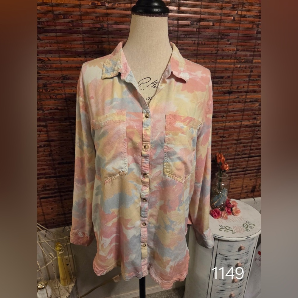 O'Neill Women's Pastel Multi-Color Button-Down Shirt